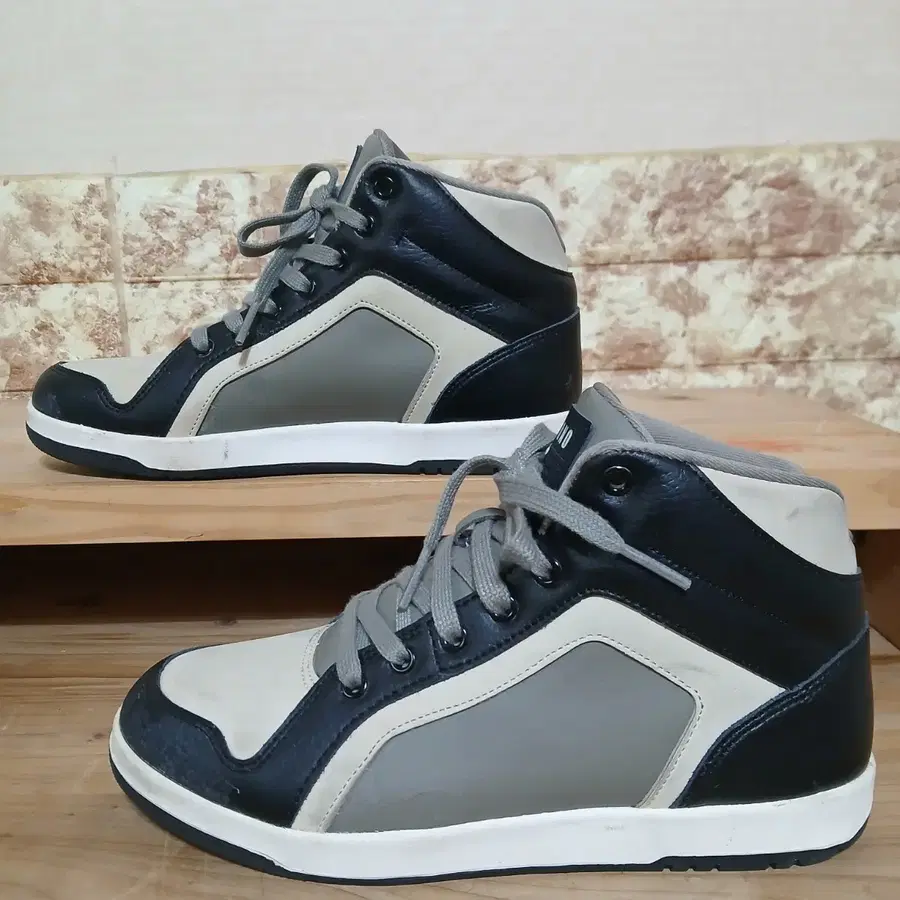 (187) SKONO 하이탑 운동화 240