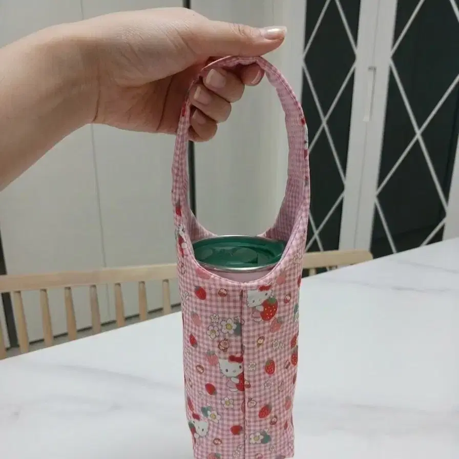 체크딸기 키티 텀블러백 물병파우치