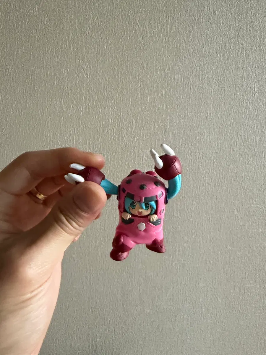 건담 미쿠 가챠 미쿠피규어