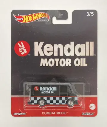 MATTEL HOTWHEELS POP CULTURE 3/5 HKC98 COMBAT MEDIC/KENDALL MOTOR OIL 3/5