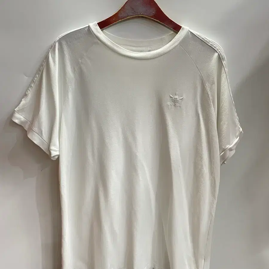 [120 / L] 아디다스 오리지널스 adidas Originals 삼선 반팔 티셔츠 화이트 1.5
