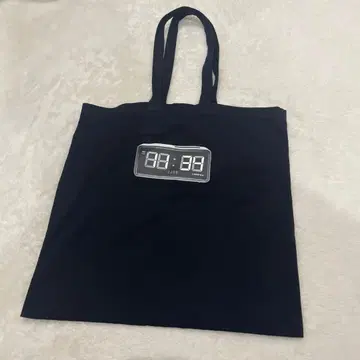 LIMI feu 리미푸 디지털 그래픽 토트백 블랙