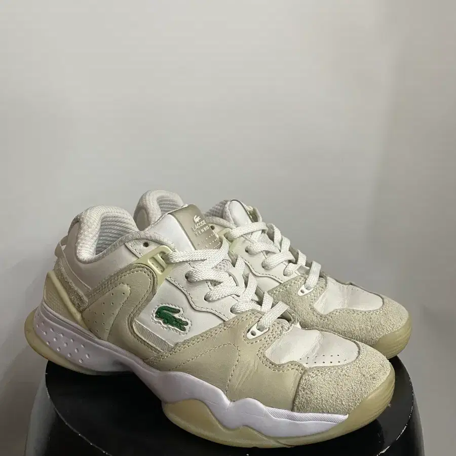 240] 라코스테 LACOSTE T-POINT 테니스 스니커즈 아이보리 어글리슈즈 EU38 2.5