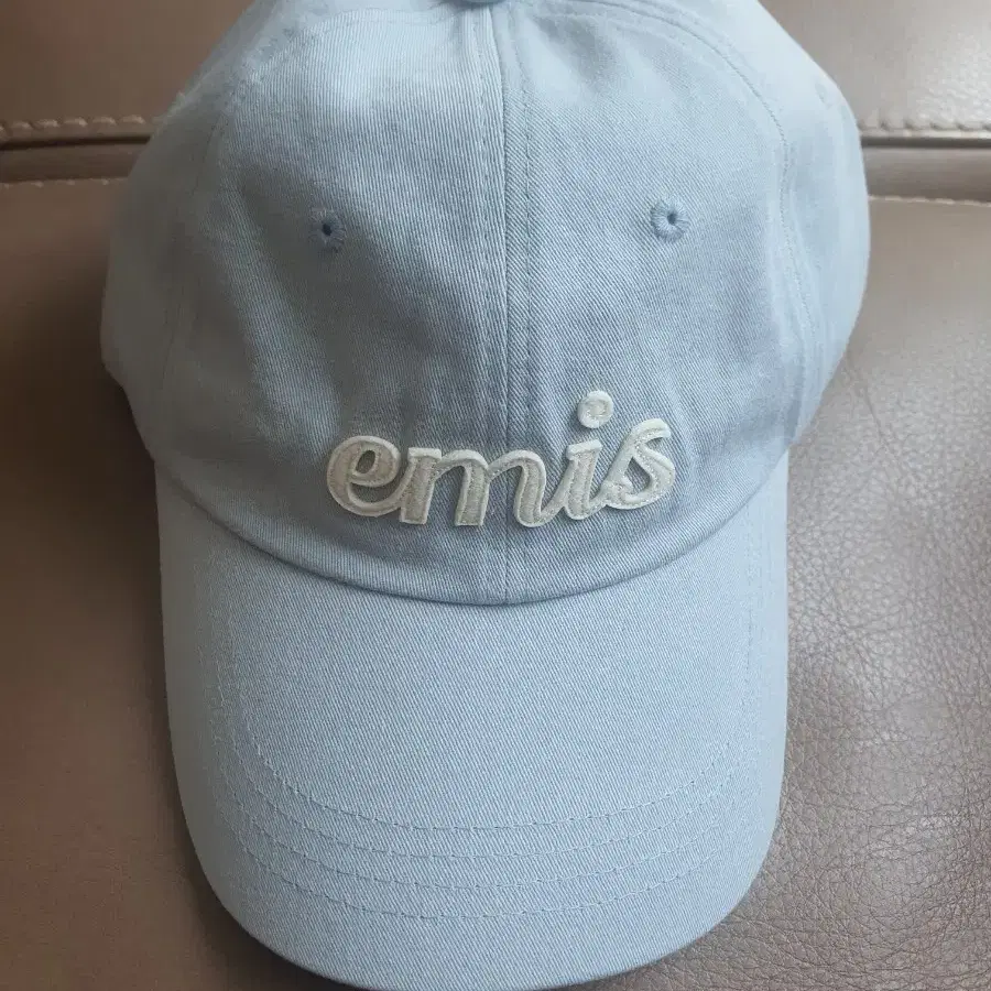 emis 볼캡 라이트블루