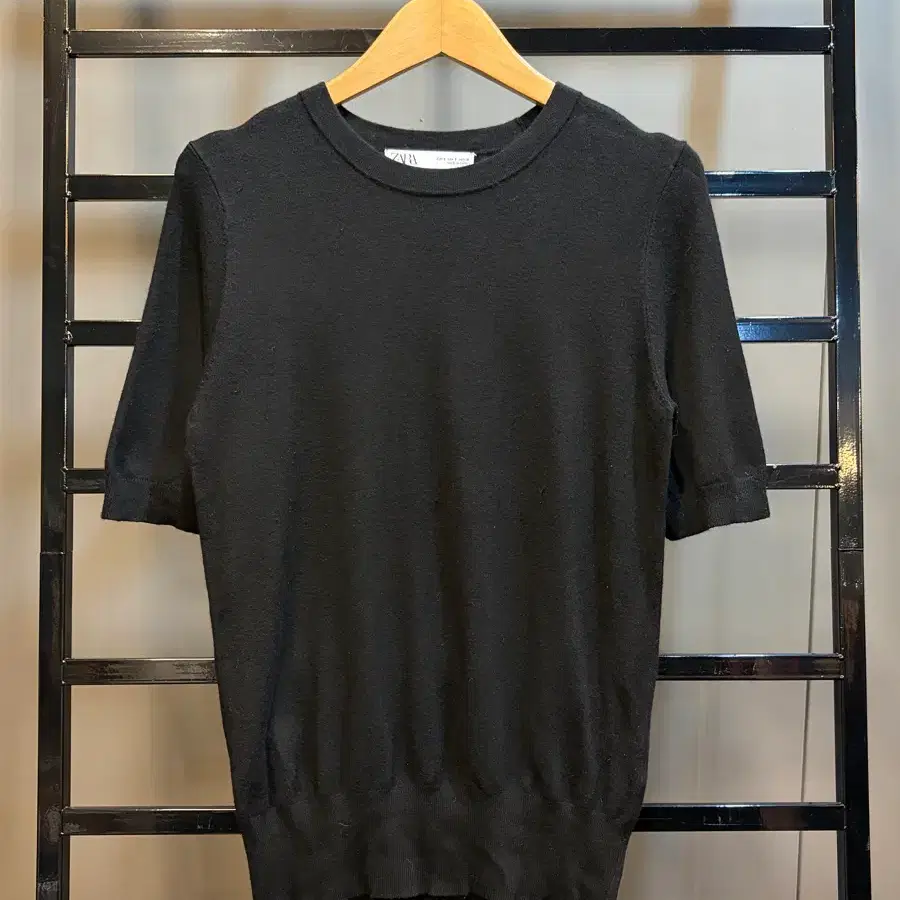 [S] 자라 ZARA 라운드넥 반팔 니트 블랙 베이직 여름니트 2.5