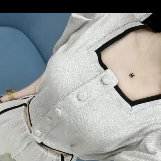 에이블리 배색 트레이닝 세트