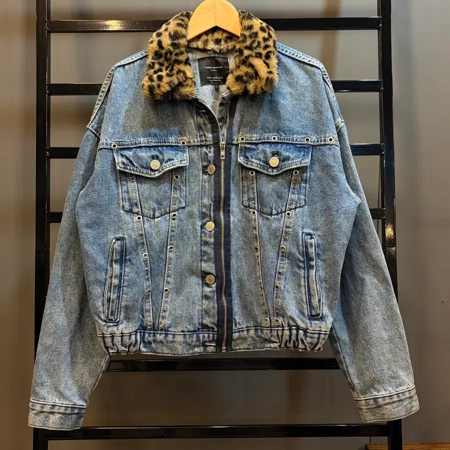 [XS] 자라 ZARA 트라팔룩 레오파드 퍼카라 데님 자켓 청자켓 6.9