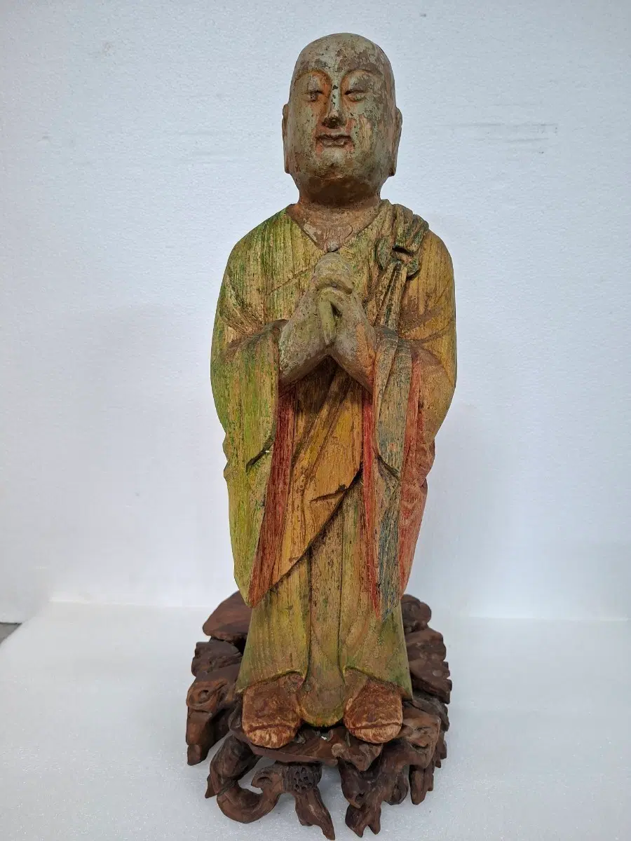 17~8 세기 목불 나한승려 입상