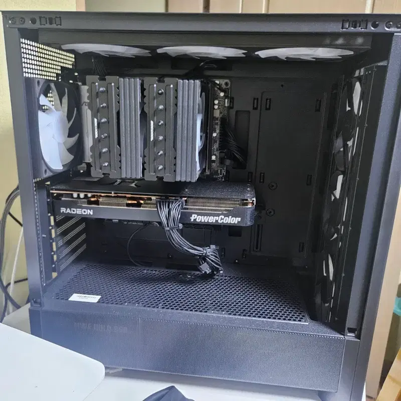 7800x3d 9070xt 컴퓨터
