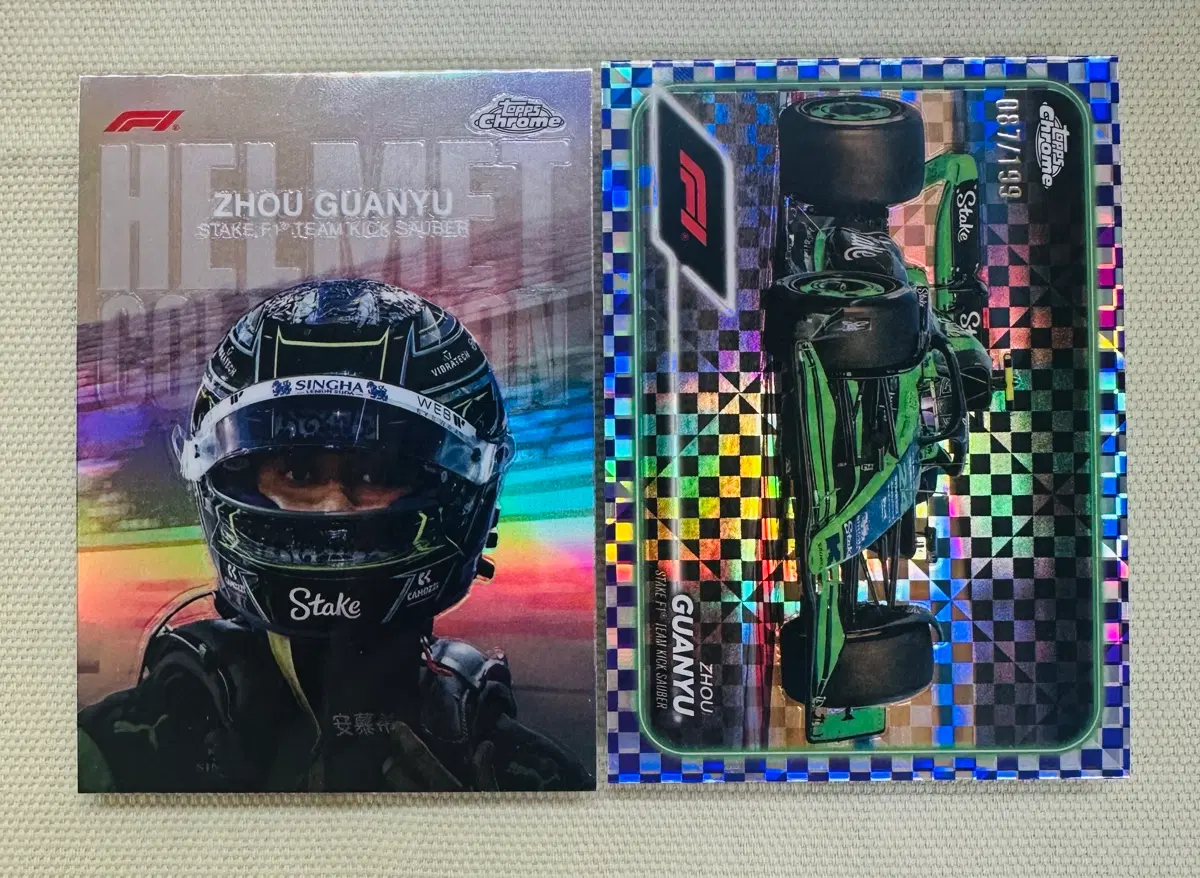 2025 탑스 크롬 F1 저우관유 헬멧, /199한정 카드