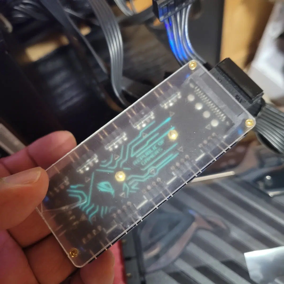 asus strix argb 5v 팬컨트롤러