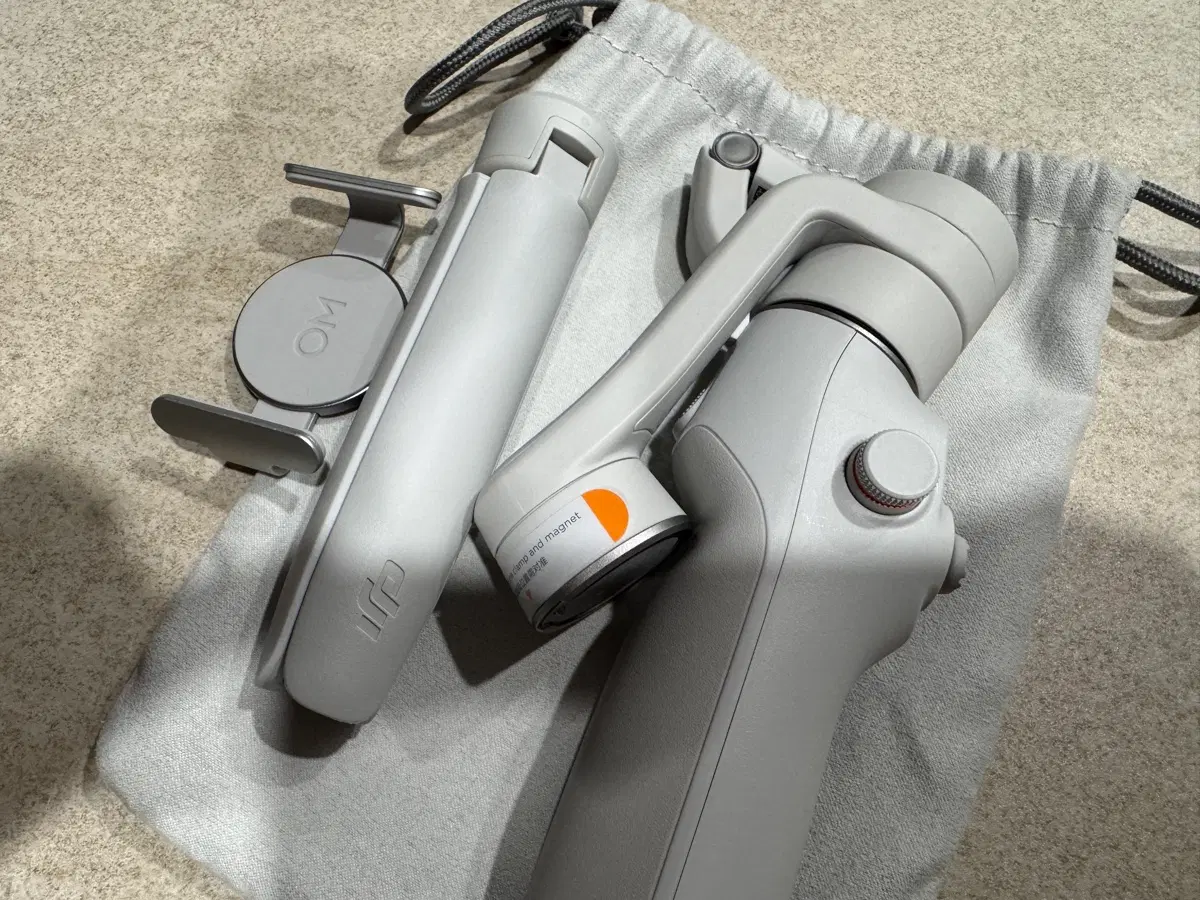 DJI Osmo Mobile 6