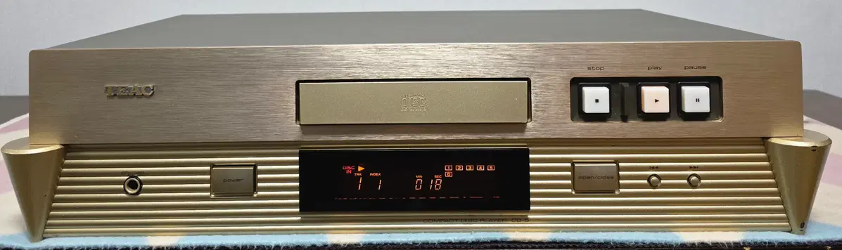 TEAC CD 플래이어 CD-5 판매합니다