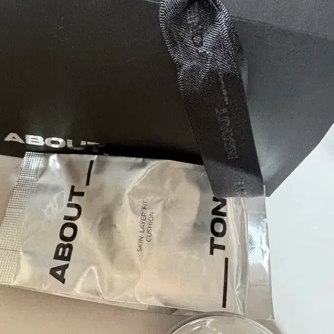 어바웃톤 스킨 레이어핏 쿠션 21호