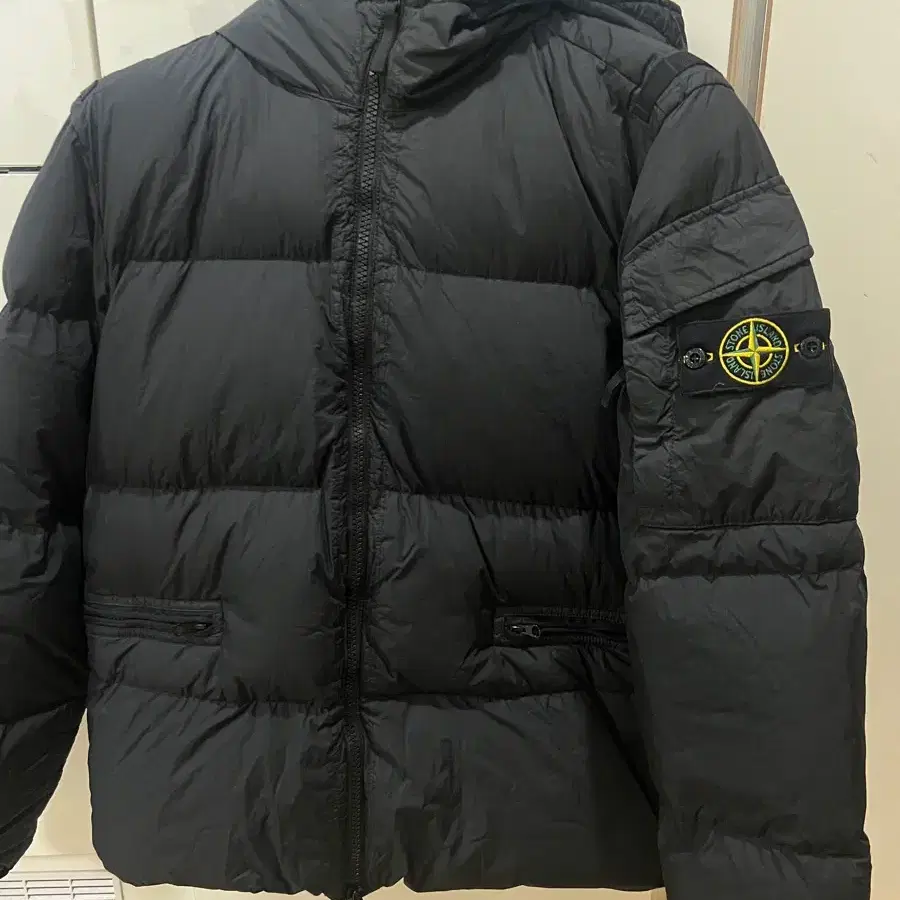 24fw 스톤아일랜드 크링클랩스 패딩 100~105 (새상품급)