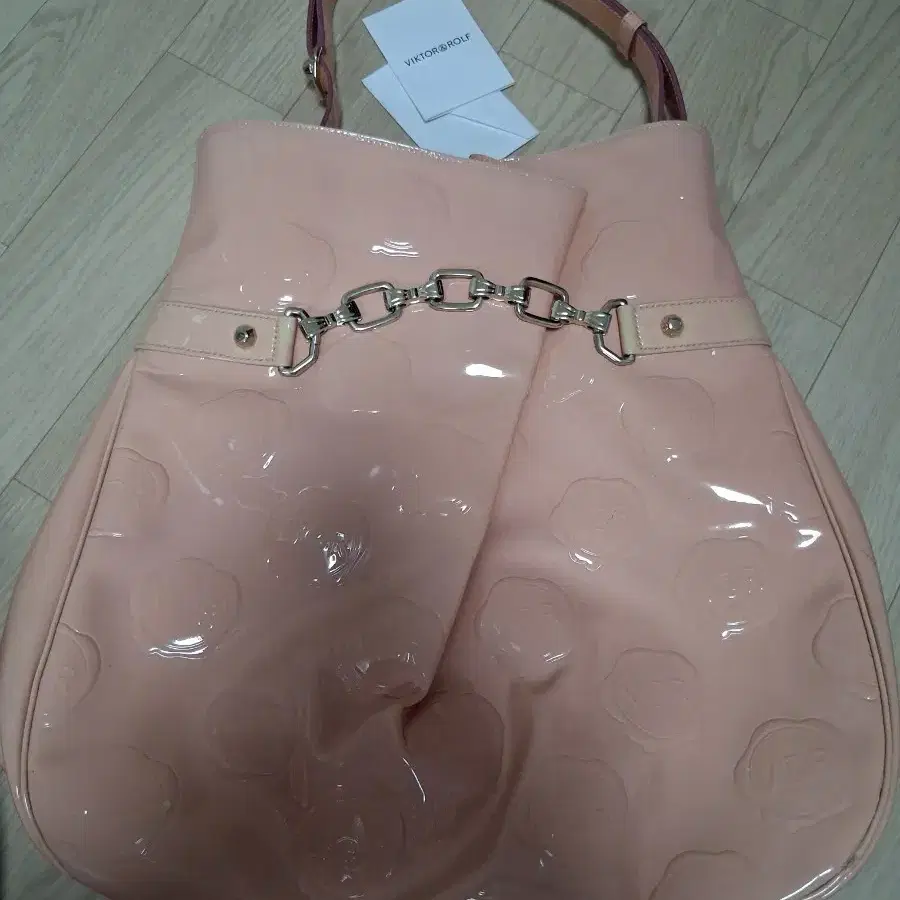 빅터앤롤프 숄더백 핑크