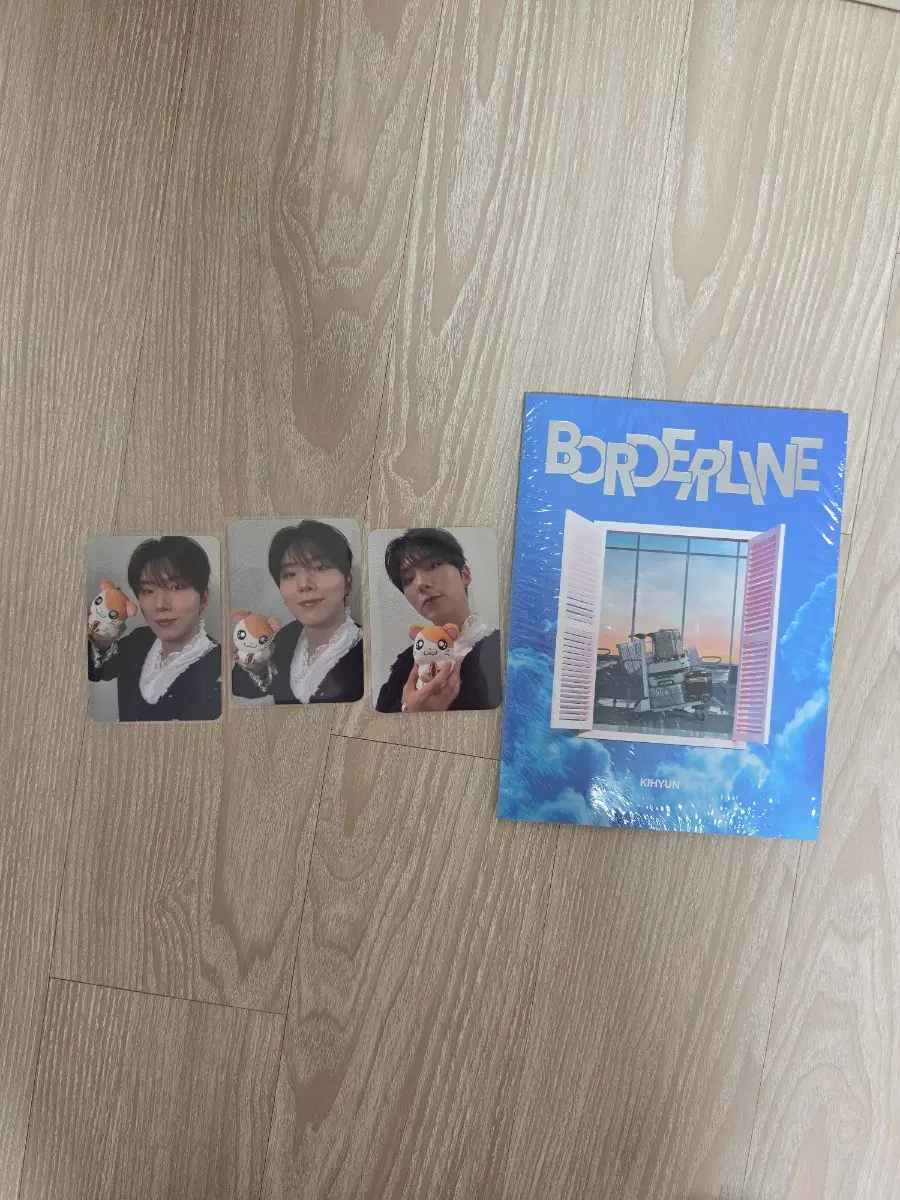 기현 보더라인 헬로라이브 대면 미공포 3종+미개봉 앨범 1종