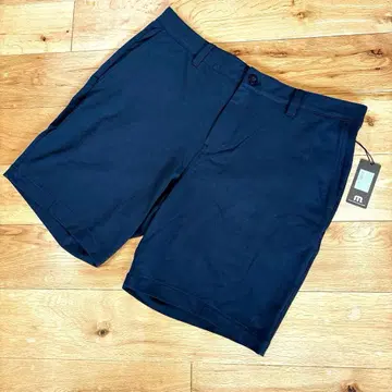 TRAVISMATHEW 심플하고 멋스러운 스트레치 하프 팬츠 36 사이즈