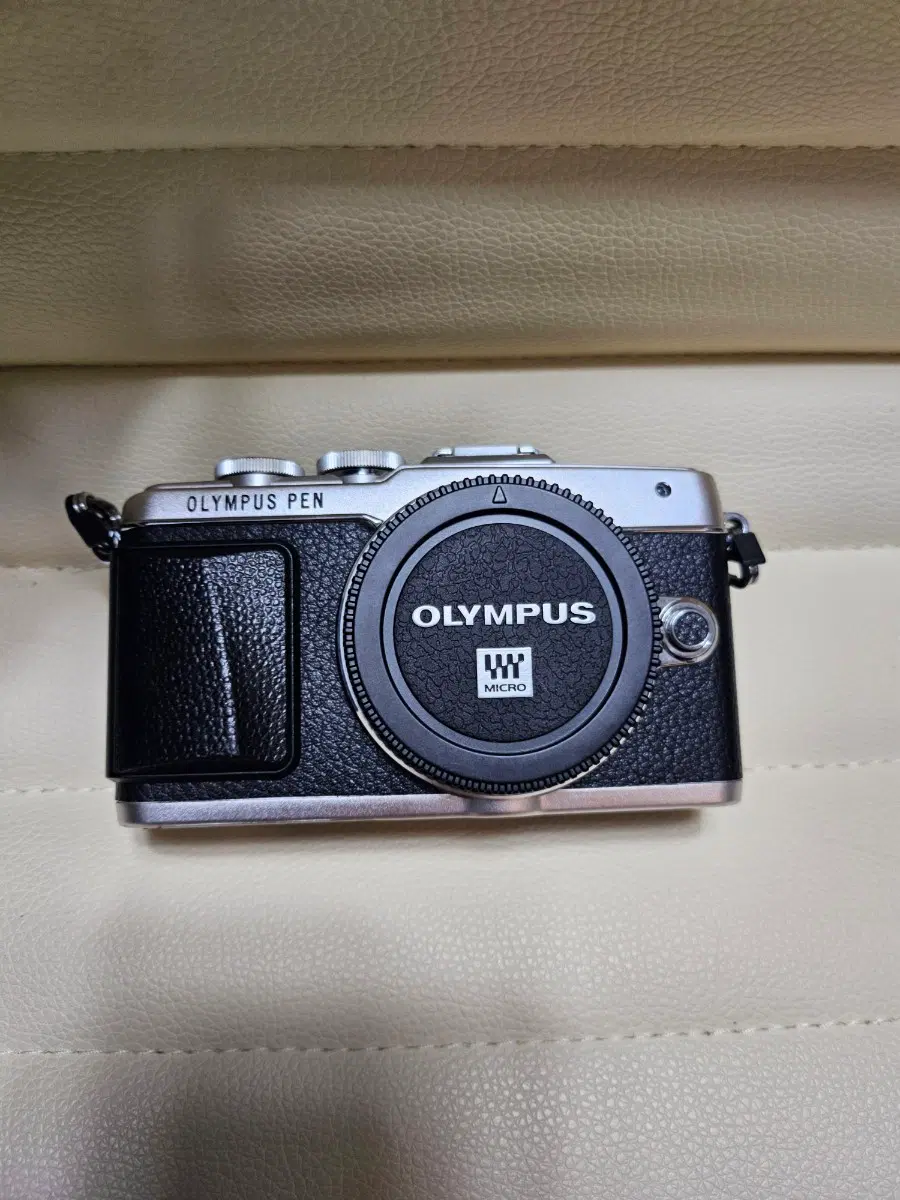 올림푸스 PL-7