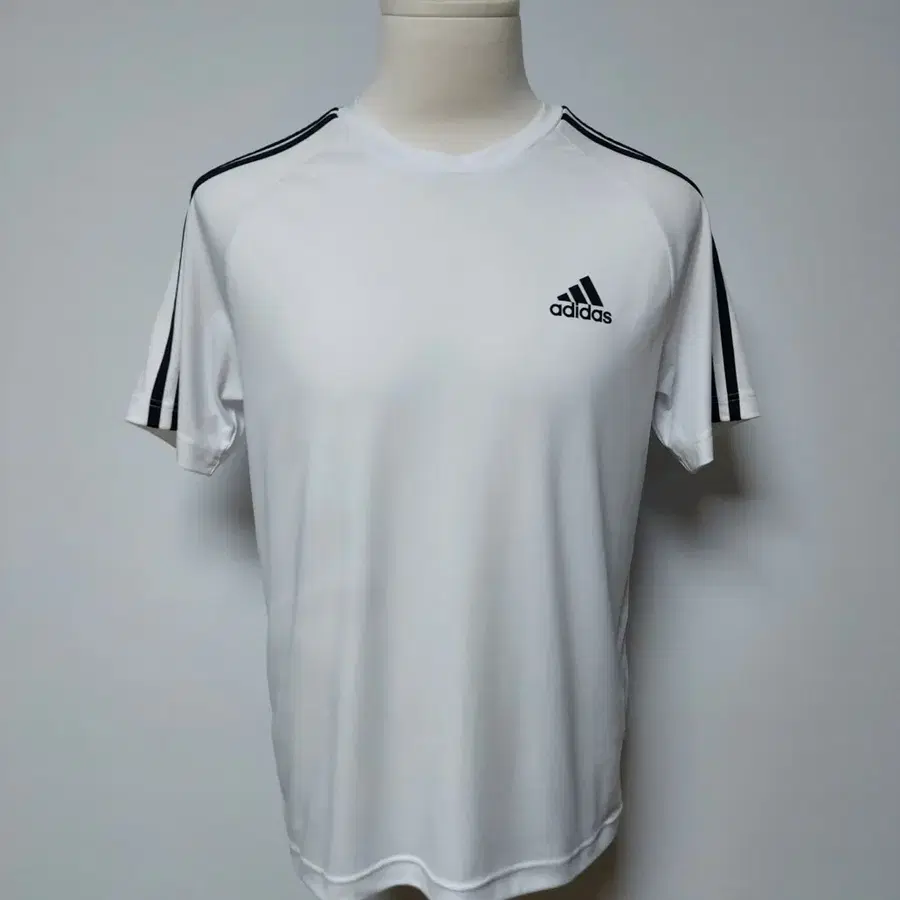 아디다스 M 세레노 3스트라이프 반팔 티셔츠(XL)