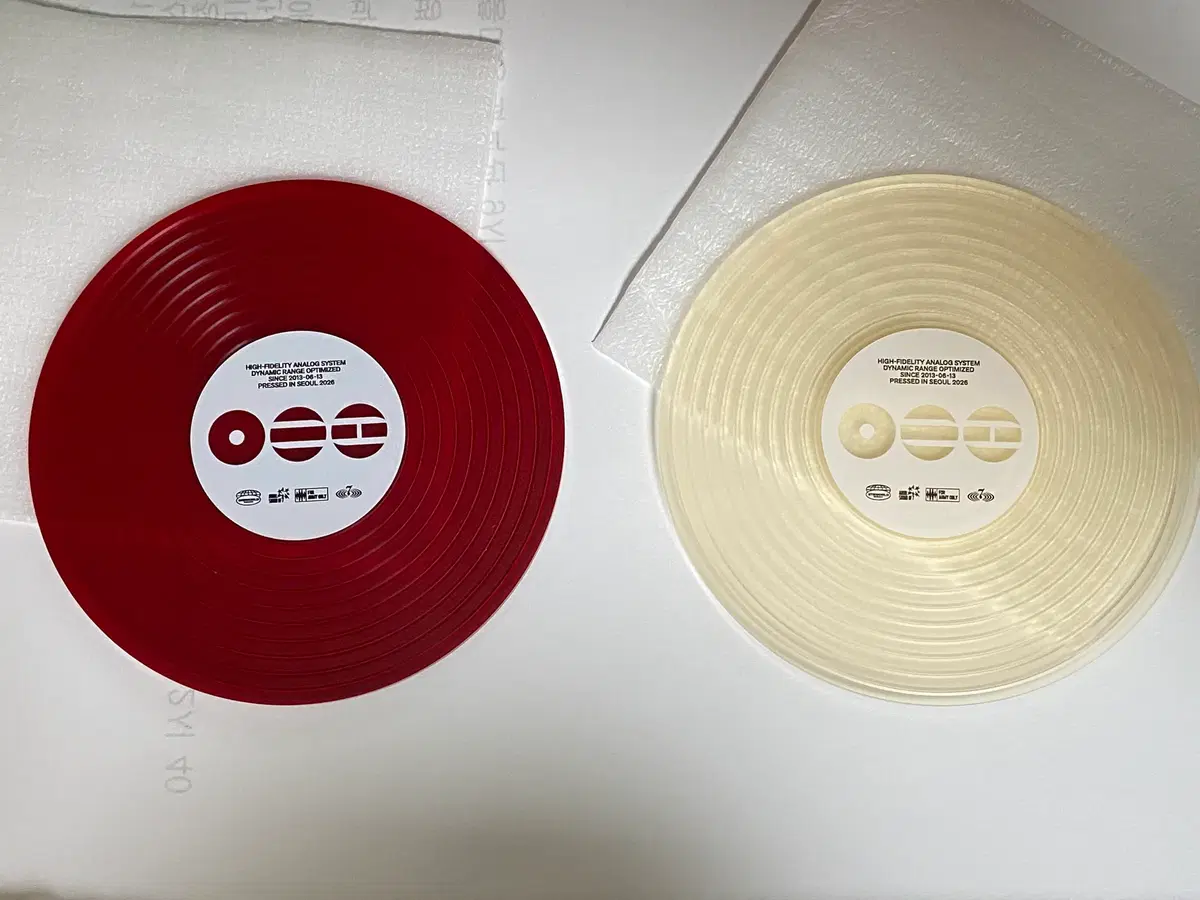 방탄소년단 아리랑 팝업 바이닐 코스터 BTS ARIRANG VINYL COASTER 판매합니다.