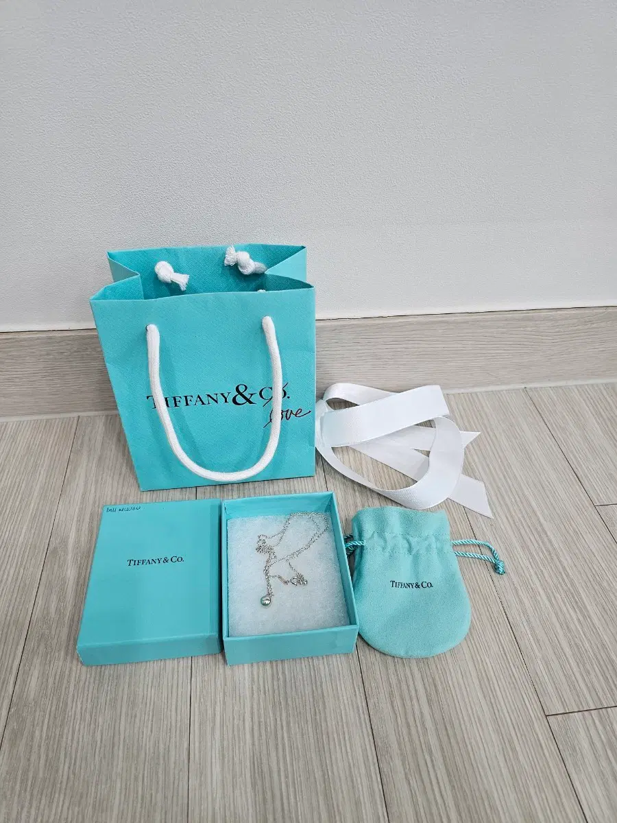 정품 티파니앤코 하드웨어 볼 목걸이