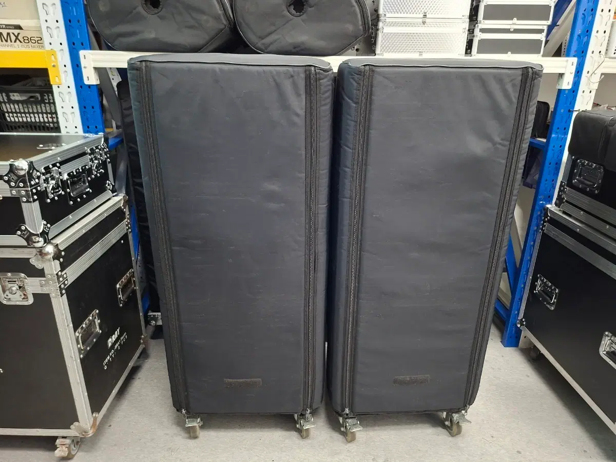JBL 725형 스피커