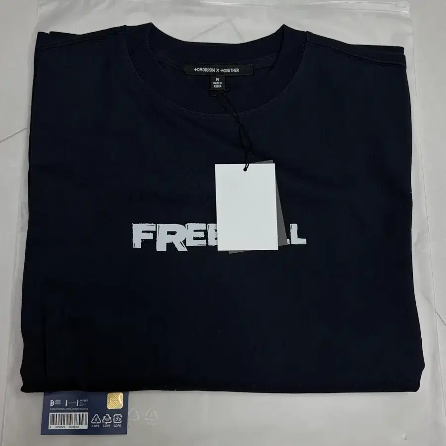 FREEFALL 반팔 티셔츠 네이비 m 투바투 뿔바투 황춘 용멍 밤긋 다고냥