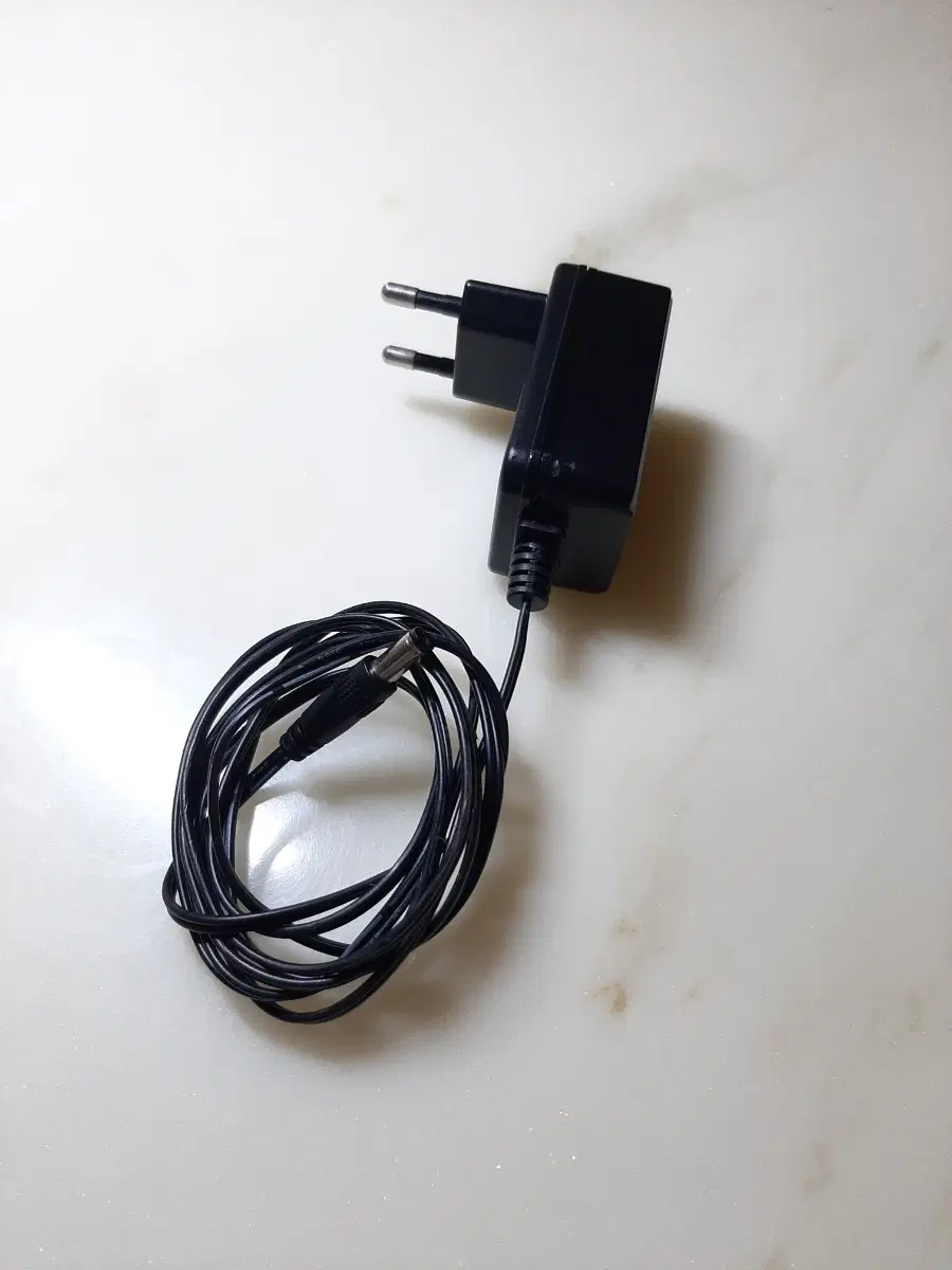 DC 12.6V 1A ์ด๋ํฐ