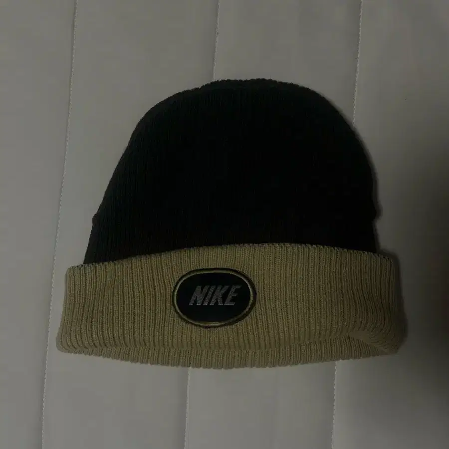 빈티지 나이키 NIKE 90s 오벌 로고 비니 블랙/크림