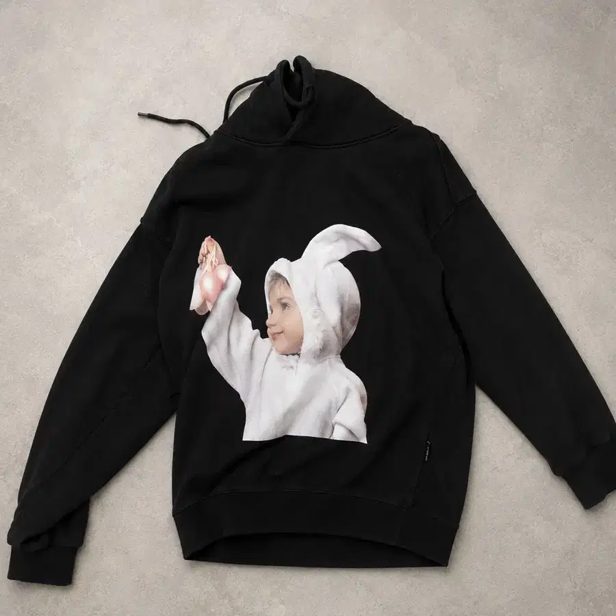 아크메드라비 후드티 100-105