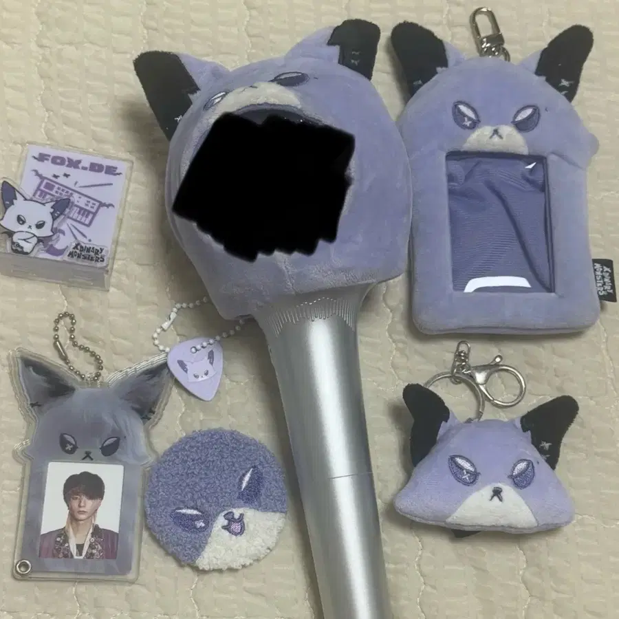 엑디즈 오드 폭드 응원봉커버 포카홀더 키링 뱃지