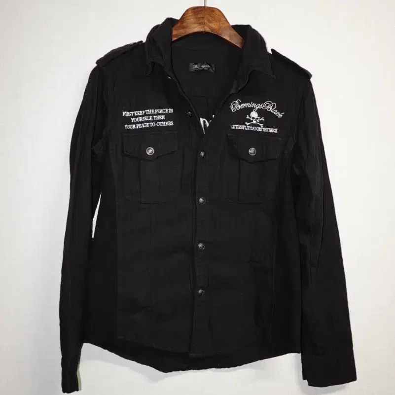 Bernings Sho skull shirt