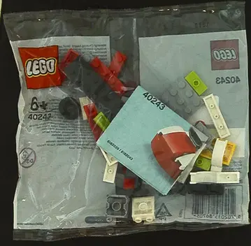 LEGO 레이스카 40243