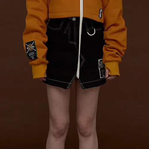 [새상품] 딤에크레스 FUR DENIM사이즈 FUR LINING DENIM SKIRT_BLACK