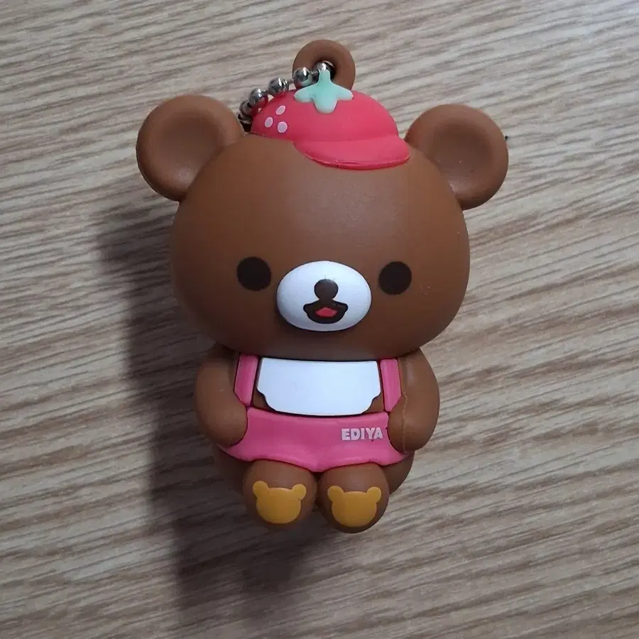 코구마 이디야 콜라보 랜덤 리락쿠마 마그넷 피규어