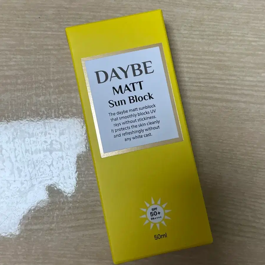미개봉 데이비 매트 선블록 SPF50+ PA++++ 50ml
