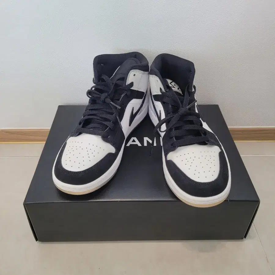 나이키 AIR JORDAN