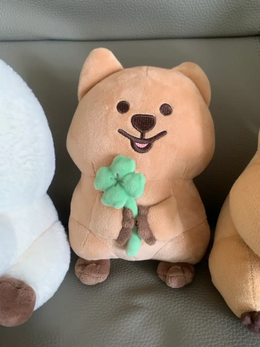 영이의 숲 클로버인형