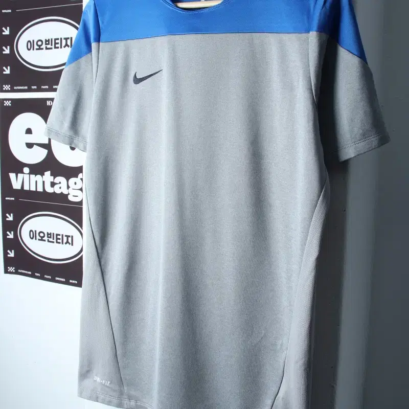 (XL) 나이키 반팔 티셔츠 축구 풋살 기능성 그레이-H36796