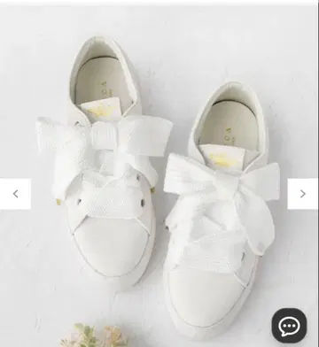 최종 가격 인하 TOCCA BIGRIBBON CANVAS SNEAKERS
