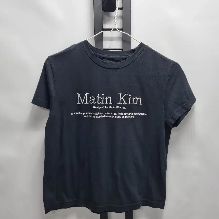 마뗑킴 반팔 티셔츠 블랙 s