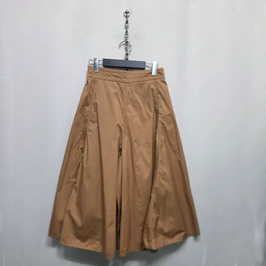 르메르 베이지색 큐롯팬츠
