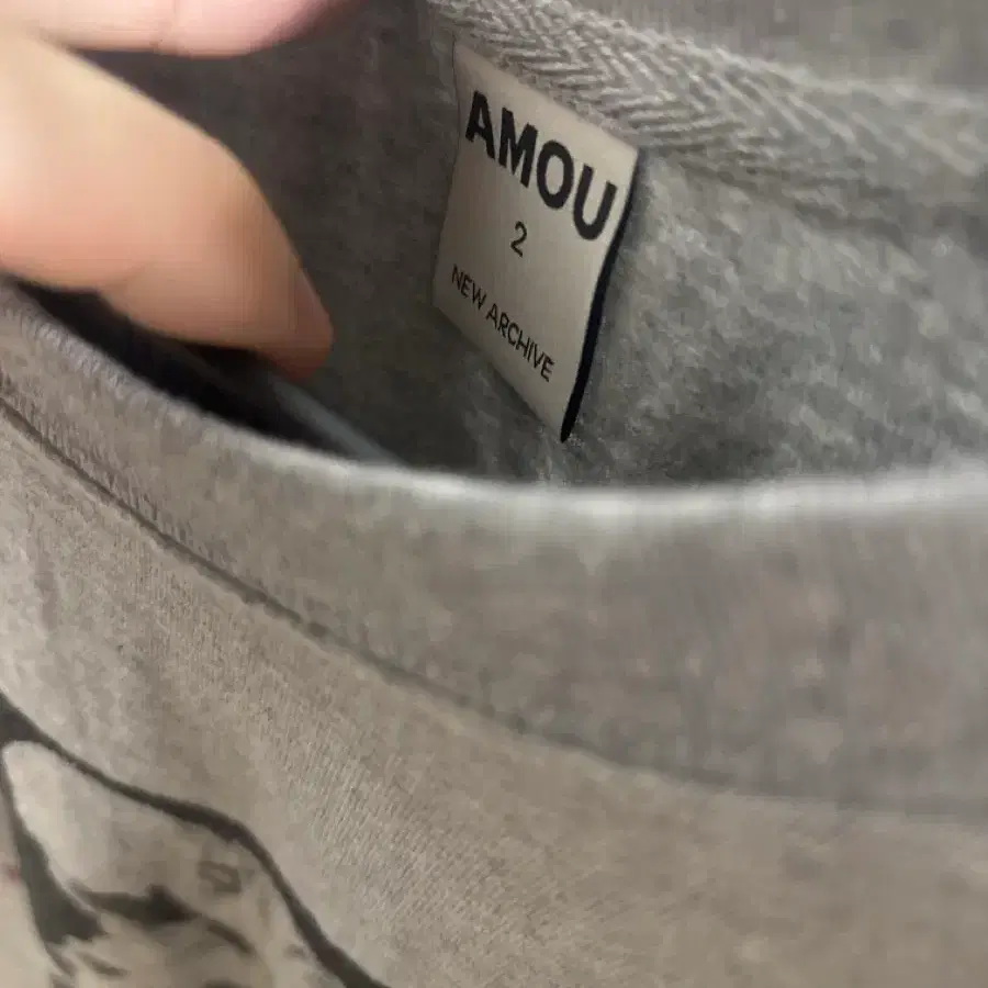 Amou 반팔