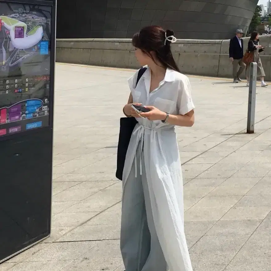 디어바이미 바스락 백리본 셔츠 롱 원피스 판매합니다!