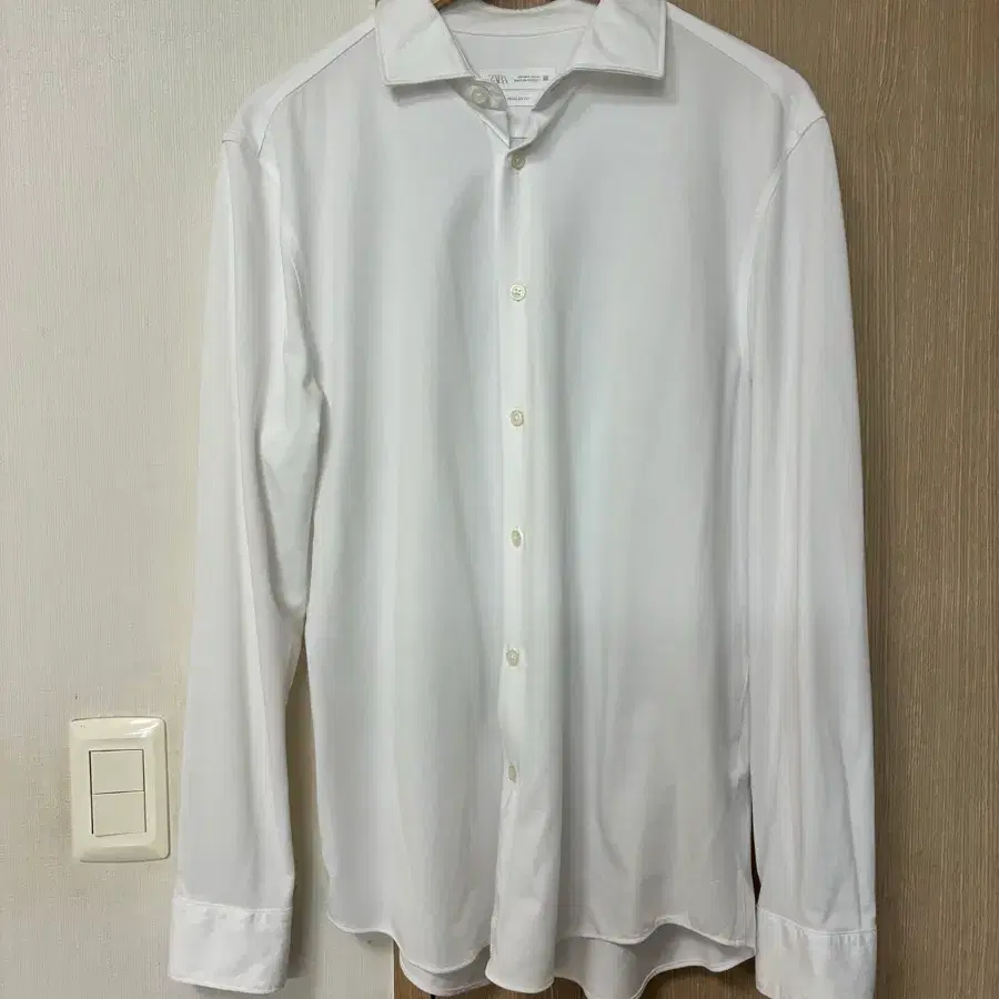 [L]자라 ZARA 레귤러핏 셔츠 화이트