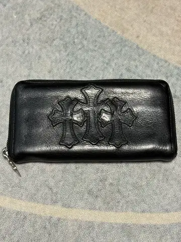 [os] 크롬하츠 (Chrome Hearts) 세메터리 트리플 크로스 지갑