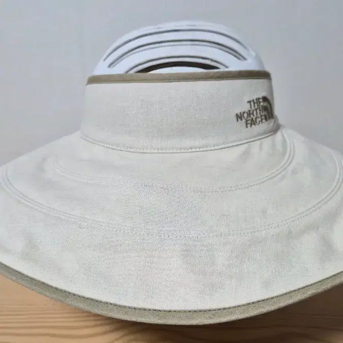 노스페이스 썬바이저 모자 베이지 57cm 가능
