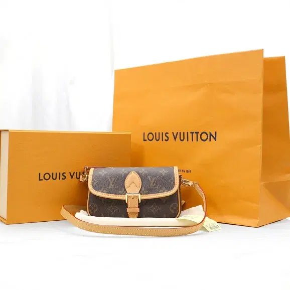 Louis Vuitton(루이비통) M83298 모노그램 캔버스 나노 다이앤 2WAY