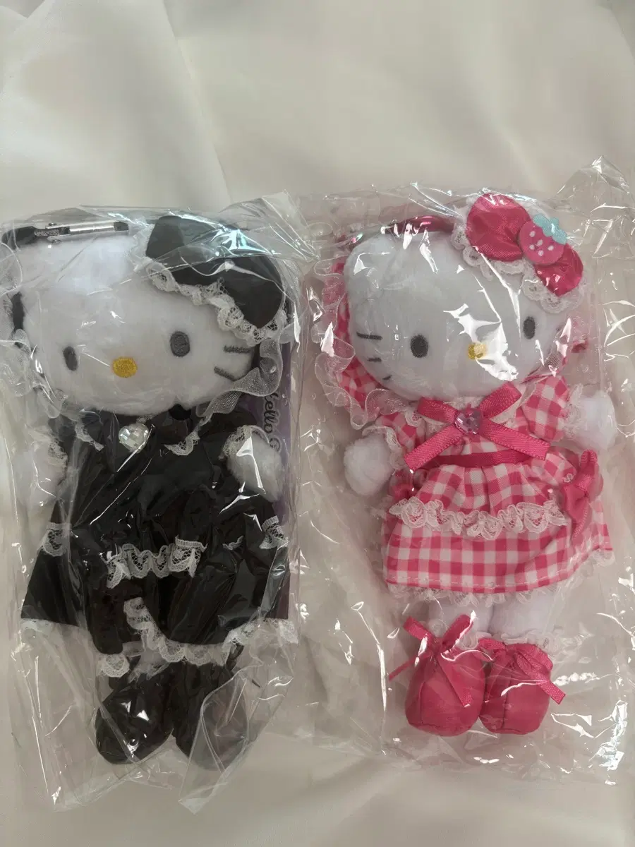 산리오 스타일업 로리타 키티 레드 블랙 마스코트 카라비너 키링